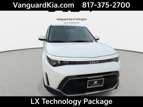 Certified 2024 Kia Soul LX w/ Option Group 015 FWD image 3