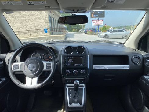 Used 2016 Jeep Compass High Altitude AWD/4WD image 22