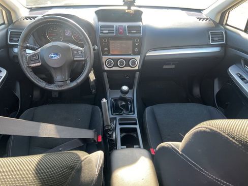 Used 2015 Subaru Crosstrek 2.0i Premium image 30