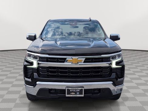 Used 2023 Chevrolet Silverado 1500 LT AWD/4WD image 8