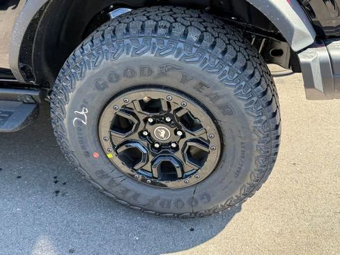 New 2026 Ford Bronco Big Bend image 7