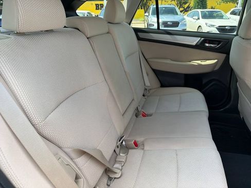 Used 2019 Subaru Outback 2.5i Premium AWD/4WD image 28