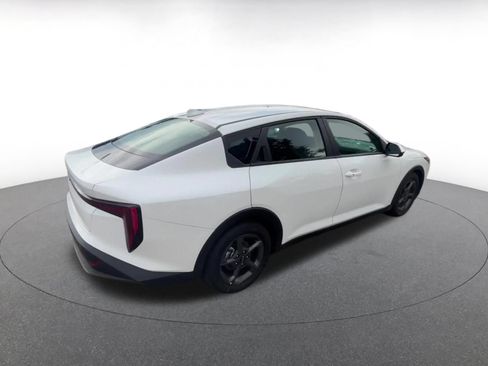 Used 2025 Kia K4 FWD image 14