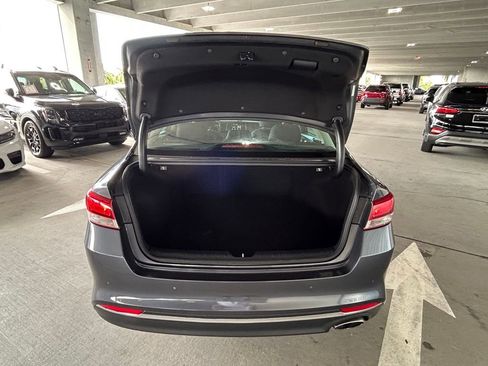 Used 2018 Kia Optima LX image 37