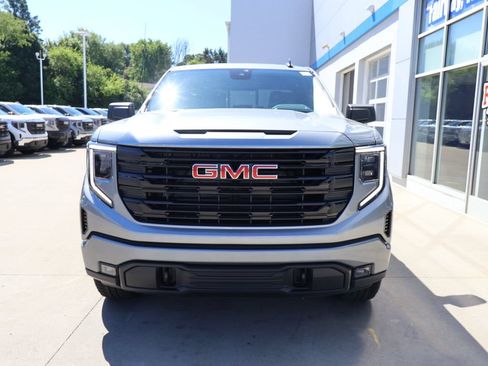 New 2026 GMC Sierra 1500 Elevation AWD/4WD image 5