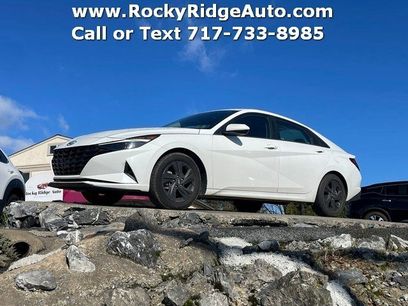 Used 2023 Hyundai Elantra SEL w/ Preferred Accessory Package