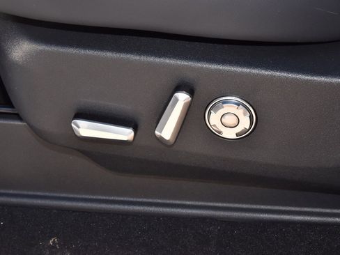 New 2025 Lincoln Navigator Reserve w/ Jet Appearance Package image 40