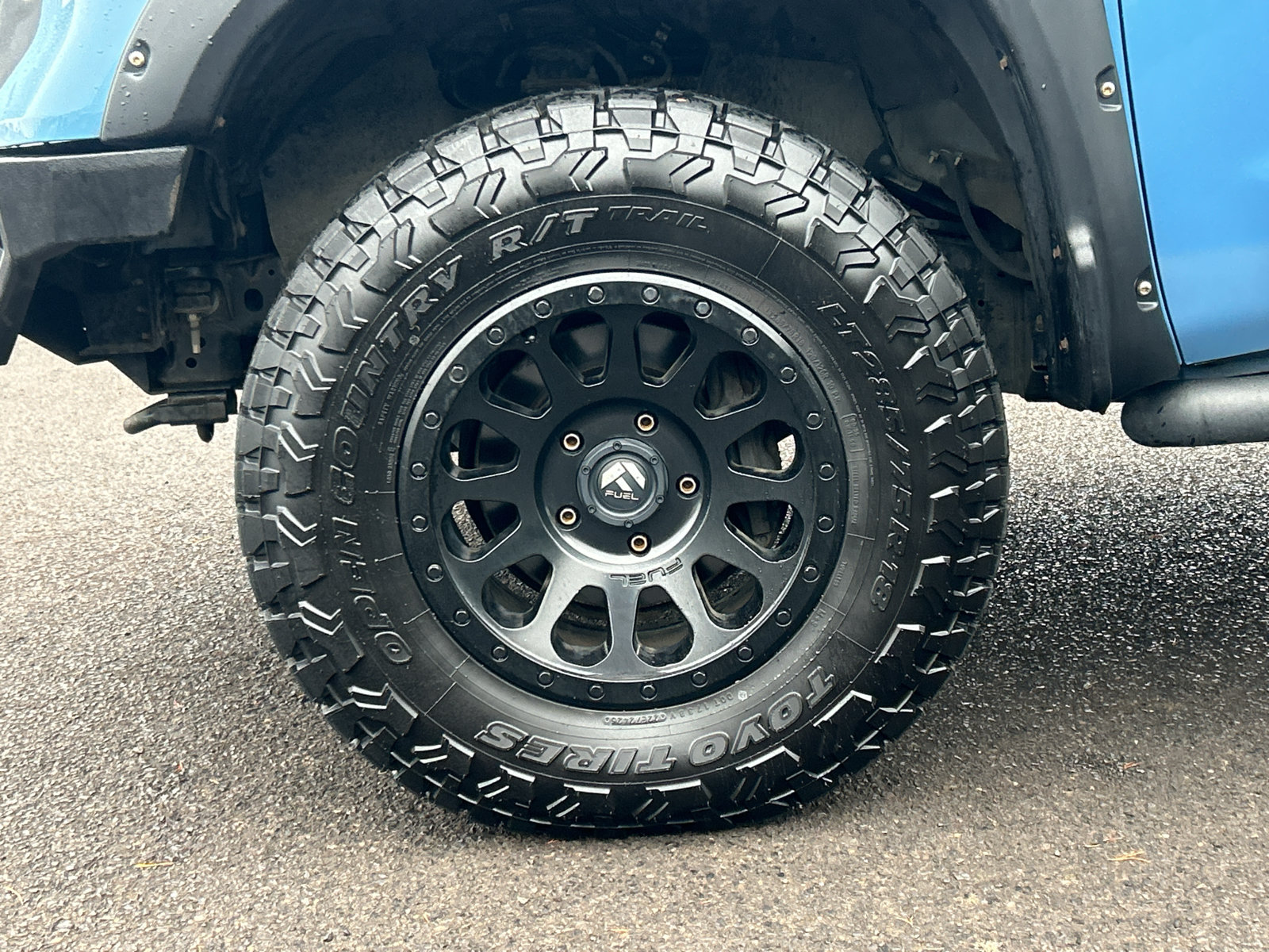 Used 2019 Toyota Tundra SR5 w/ TRD Off Road Package AWD/4WD image 10