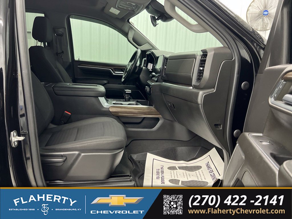 Used 2022 Chevrolet Silverado 1500 RST AWD/4WD image 15