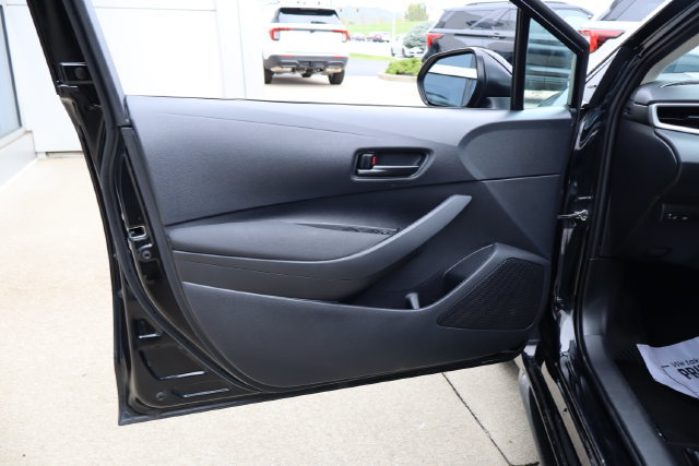 Used 2024 Toyota Corolla LE FWD image 12