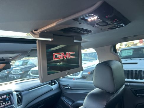 Used 2018 GMC Yukon SLT w/ Open Road Package image 32
