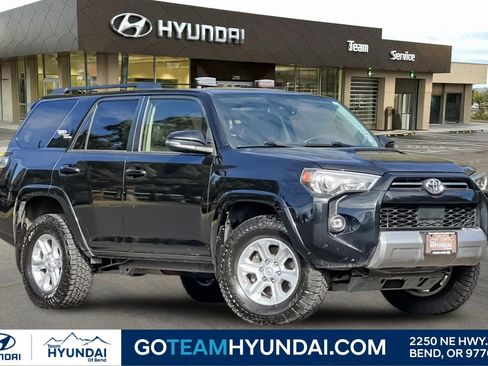Used 2021 Toyota 4Runner TRD Off-Road Premium w/ Moonroof Package image 1