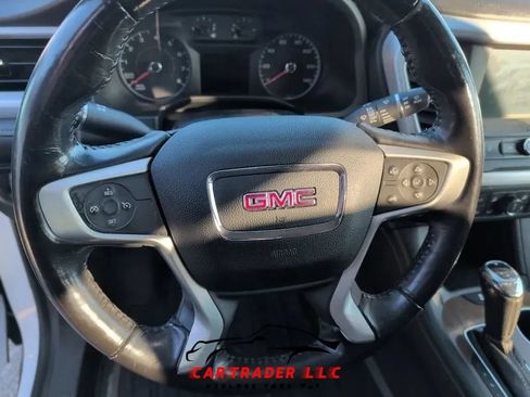 Used 2019 GMC Acadia SLE FWD image 32