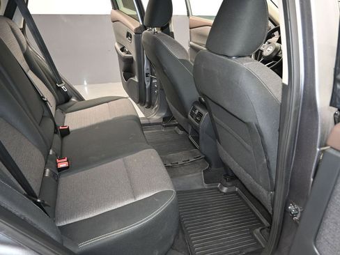 Used 2021 Nissan Rogue S image 24