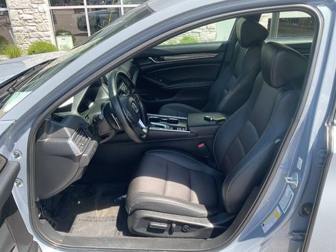 Used 2022 Honda Accord Sport image 13