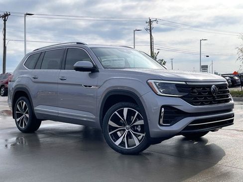 New 2026 Volkswagen Atlas SEL Premium R-Line image 5