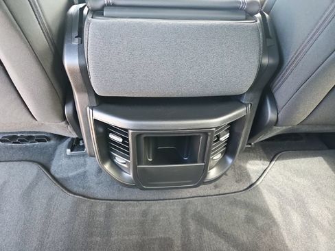 New 2026 RAM 1500 Express AWD/4WD image 33