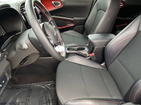 Used 2023 Kia Soul GT-Line FWD image 22