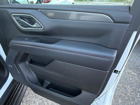 Used 2021 Chevrolet Tahoe RST w/ Luxury Package RWD image 18