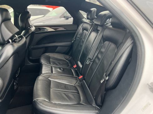 Used 2017 Lincoln MKZ Reserve w/ Climate Package image 28