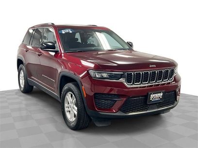 Used 2023 Jeep Grand Cherokee Laredo