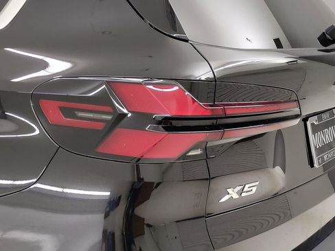 Used 2026 BMW X5 xDrive40i image 8