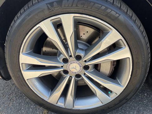 Used 2014 Mercedes-Benz S 550 Sedan image 23