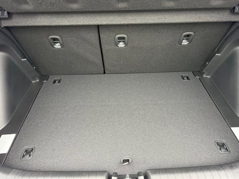 New 2026 Hyundai Venue SE image 15