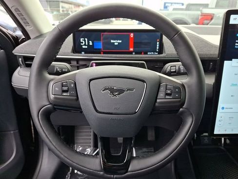 Certified 2022 Ford Mustang Mach-E Premium image 22