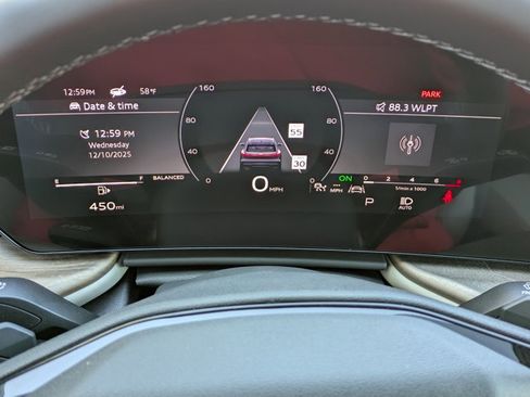 Used 2025 Audi Q5 Premium Plus w/ Premium Plus AWD/4WD image 11