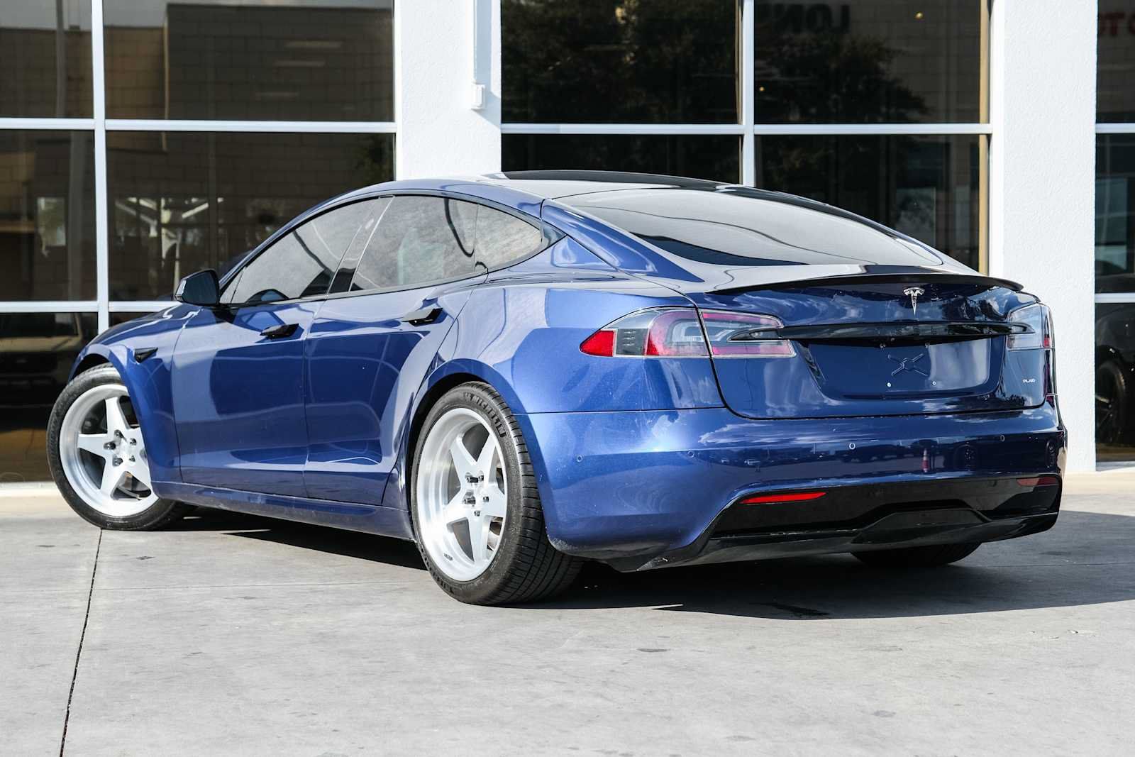 Used 2021 Tesla Model S Plaid AWD/4WD image 15