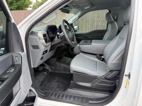 Used 2023 Ford F150 XL w/ Trailer Tow Package RWD image 17