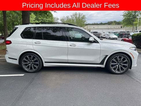 Used 2021 BMW X7 M50i w/ Dynamic Handling Package AWD/4WD image 2