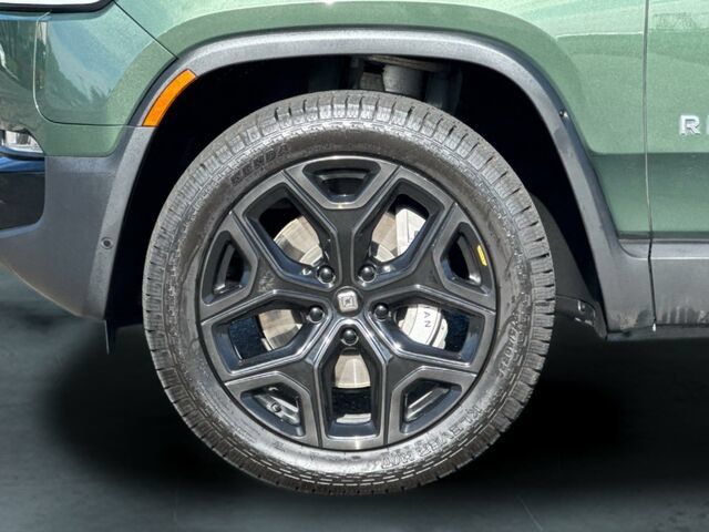 Used 2023 Rivian R1T Adventure Dual AWD/4WD image 33