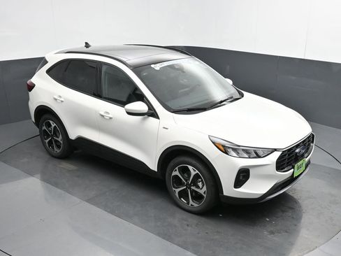 New 2025 Ford Escape ST-Line Elite image 42