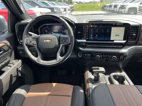 New 2026 Chevrolet Silverado 1500 High Country AWD/4WD image 7