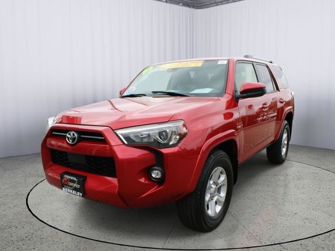 Used 2024 Toyota 4Runner SR5 image 4
