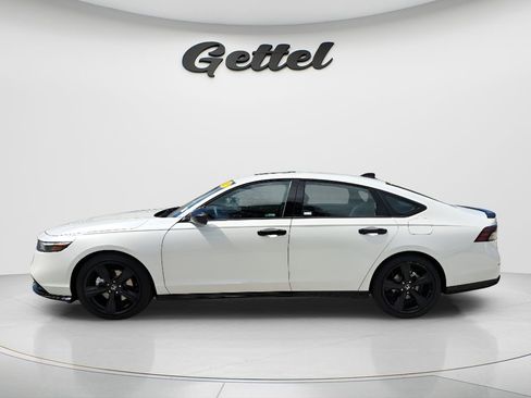 Used 2025 Honda Accord Sport image 7