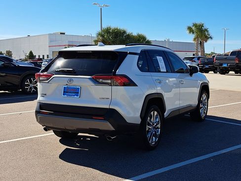 Certified 2019 Toyota RAV4 Limited image 3