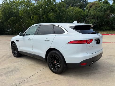 Used 2017 Jaguar F-PACE Prestige AWD/4WD image 4