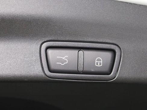 Used 2024 Alfa Romeo Stelvio Veloce image 41