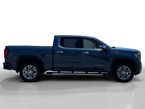 Used 2025 GMC Sierra 1500 Denali w/ Denali Carbonpro Edition AWD/4WD image 6