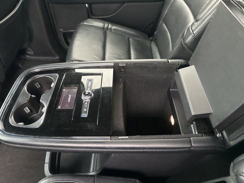 Used 2021 Lincoln Navigator Reserve AWD/4WD image 32