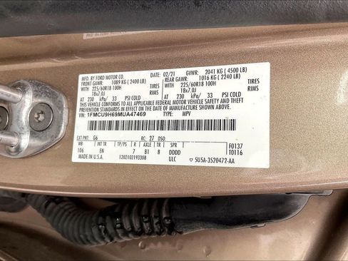 Used 2021 Ford Escape SEL w/ Technology Package image 19