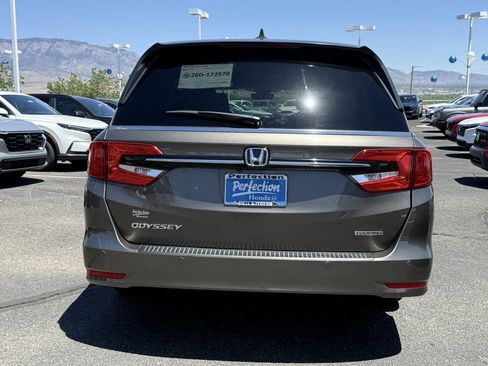 Used 2022 Honda Odyssey Touring image 6
