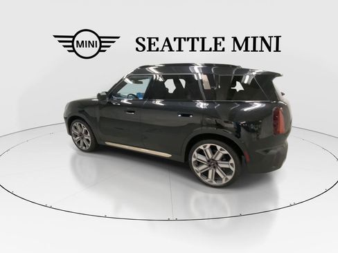 New 2025 MINI Cooper Countryman S w/ Comfort Package Max image 8