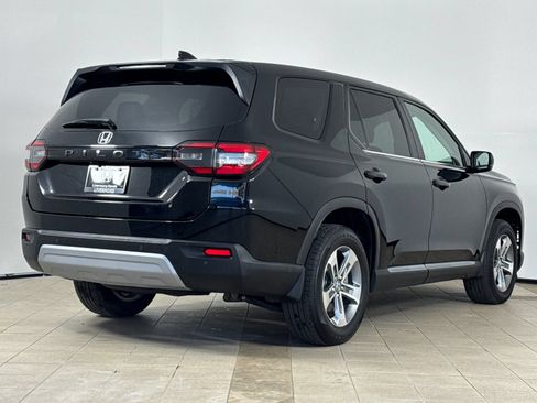 Used 2025 Honda Pilot EX-L image 6