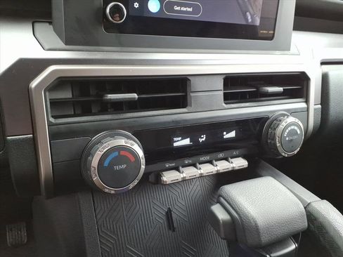 Used 2025 Toyota 4Runner SR5 image 15