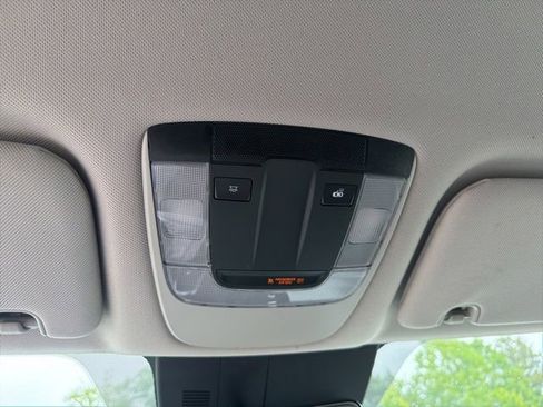 Used 2022 Kia Sorento LX FWD image 25