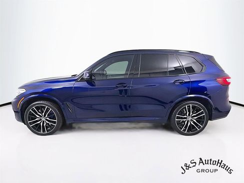 Used 2022 BMW X5 M50i w/ Executive Package image 4